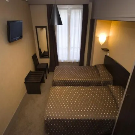 Victor Masse Hotel Paris