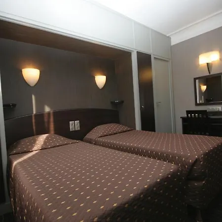 Hotel Victor Masse 2*